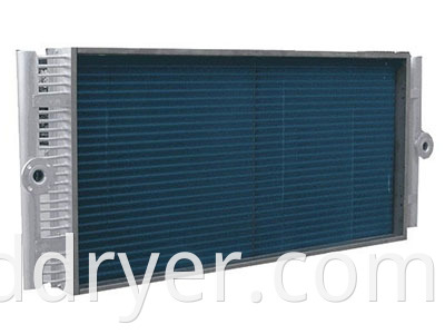 Very long straight type condenser